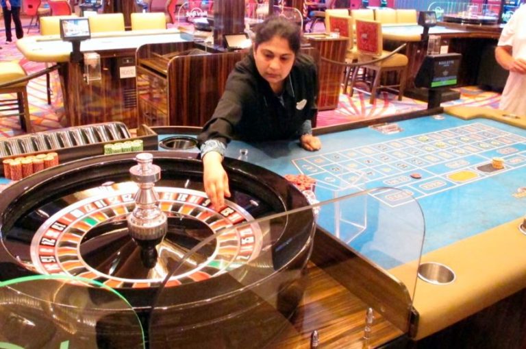 3 Keuntungan Utama Bermain di Sexy Casino Online